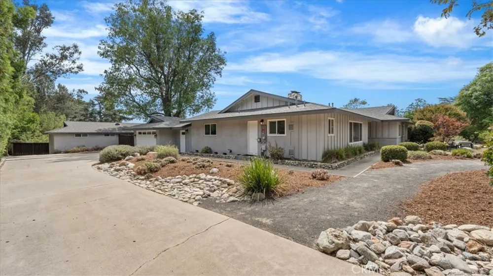 938 E Pomello Drive Claremont, CA 91711