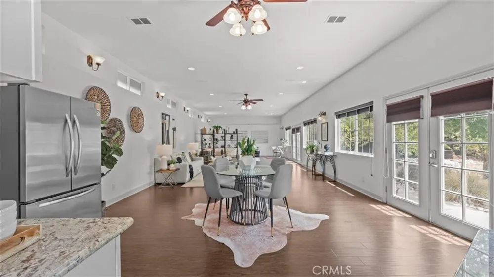 938 E Pomello Drive Claremont, CA 91711