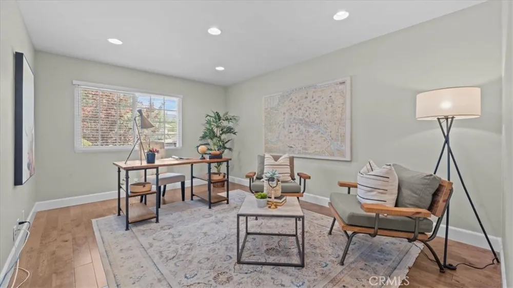 938 E Pomello Drive Claremont, CA 91711