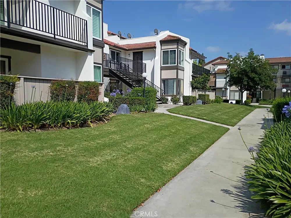 848 Cinnamon Duarte, CA 91010