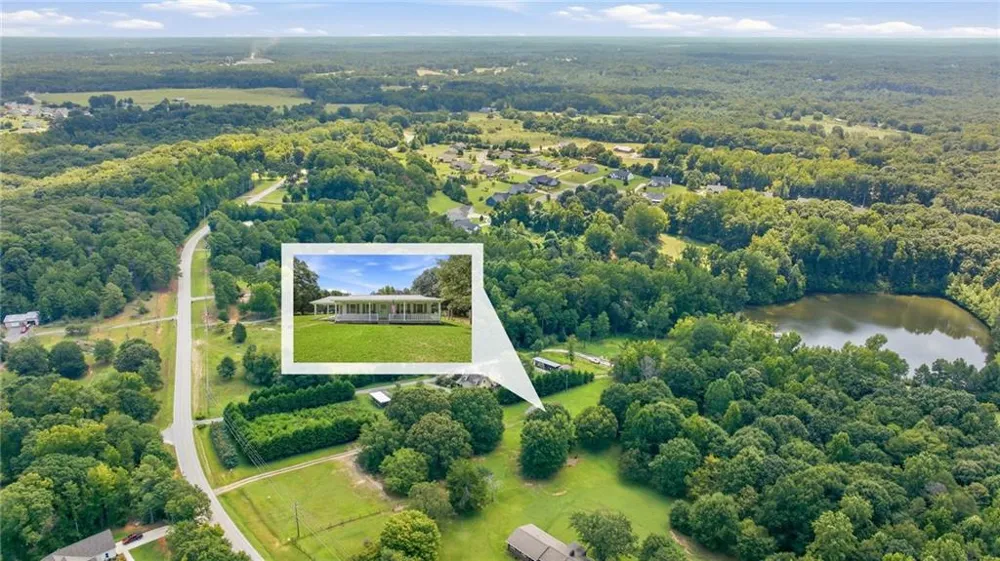1315 White Hill School Road Commerce, GA 30529