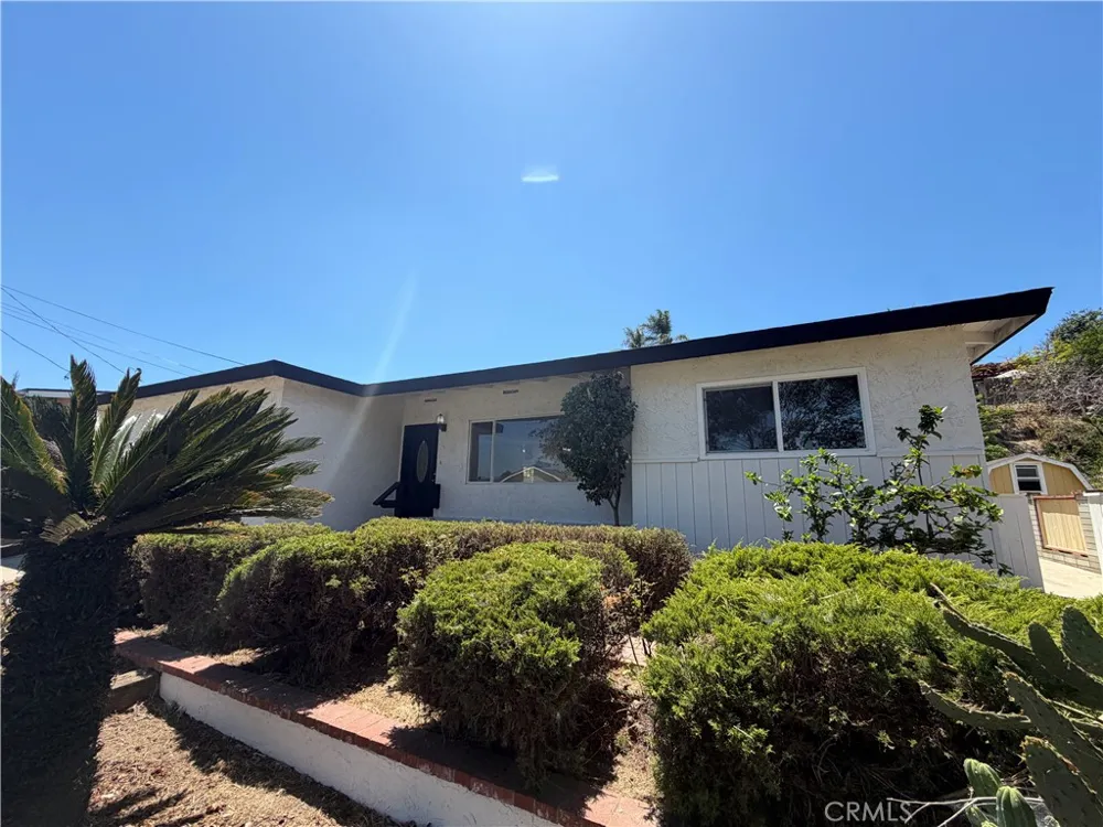 2204 Calle Tortuosa San Diego, CA 92139