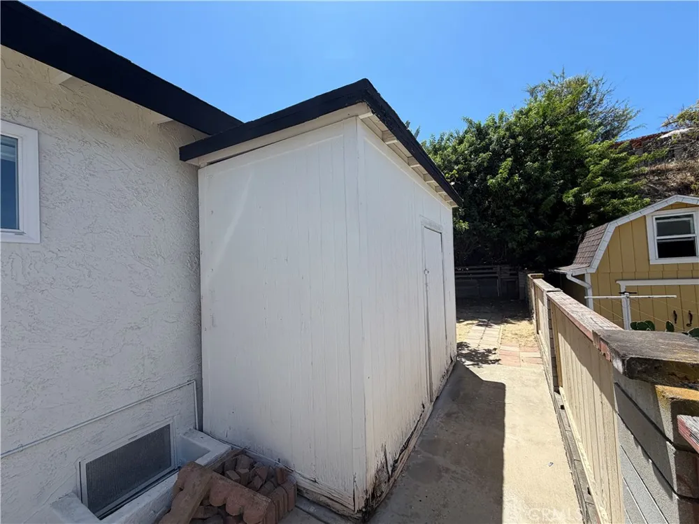 2204 Calle Tortuosa San Diego, CA 92139