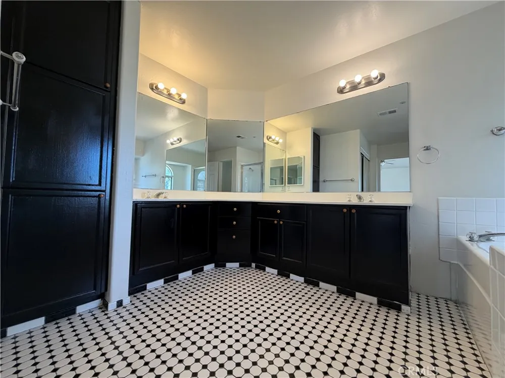 8649 Shannonbrook Court Lemon Grove, CA 91945
