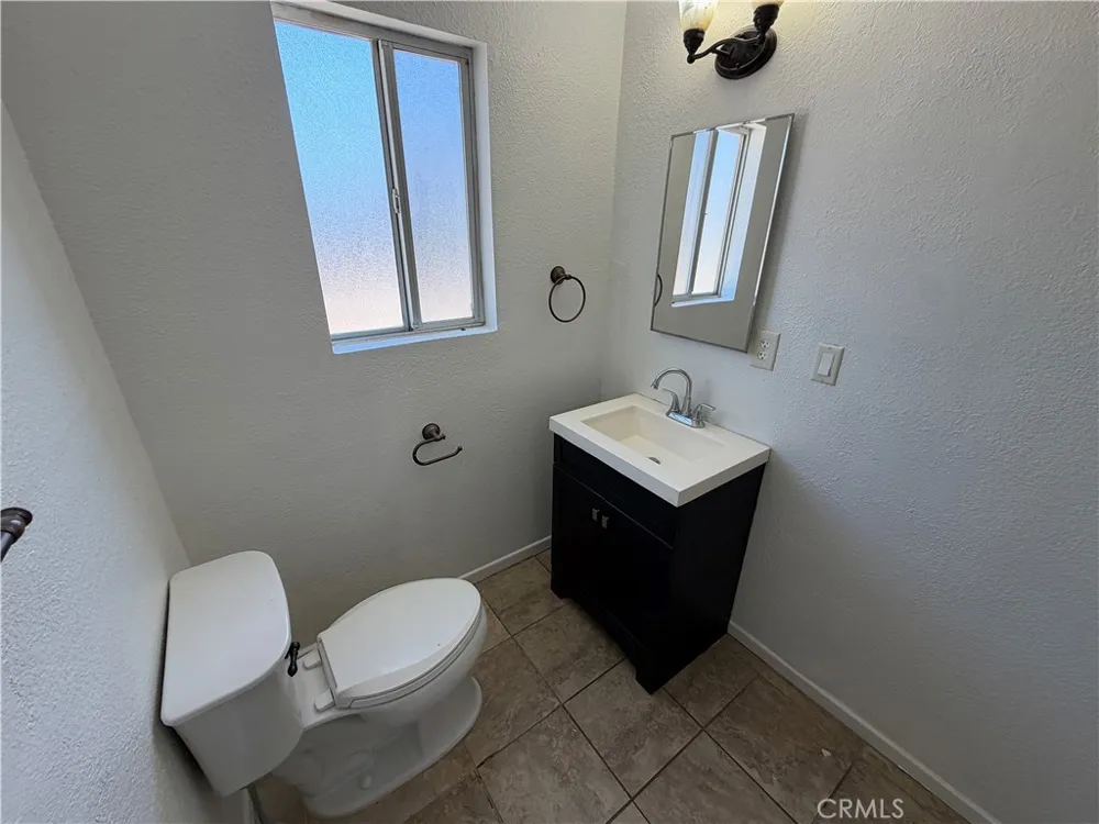 9227 Bruce Avenue Riverside, CA 92503