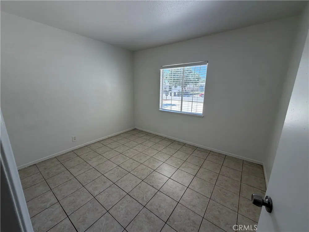 9227 Bruce Avenue Riverside, CA 92503