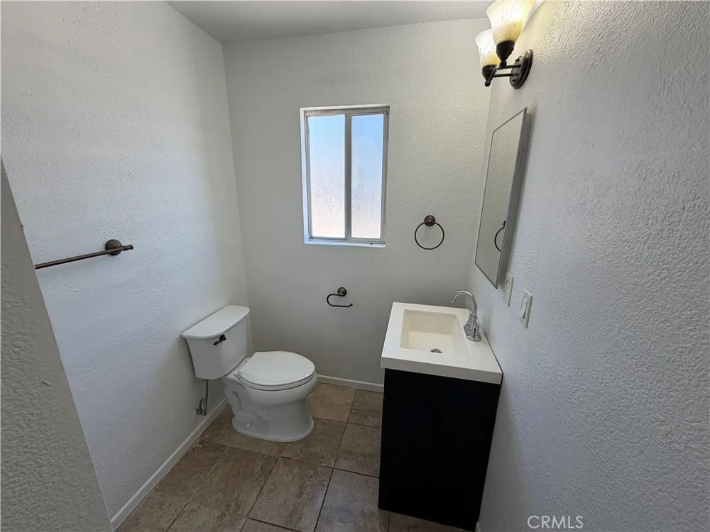 9227 Bruce Avenue Riverside, CA 92503