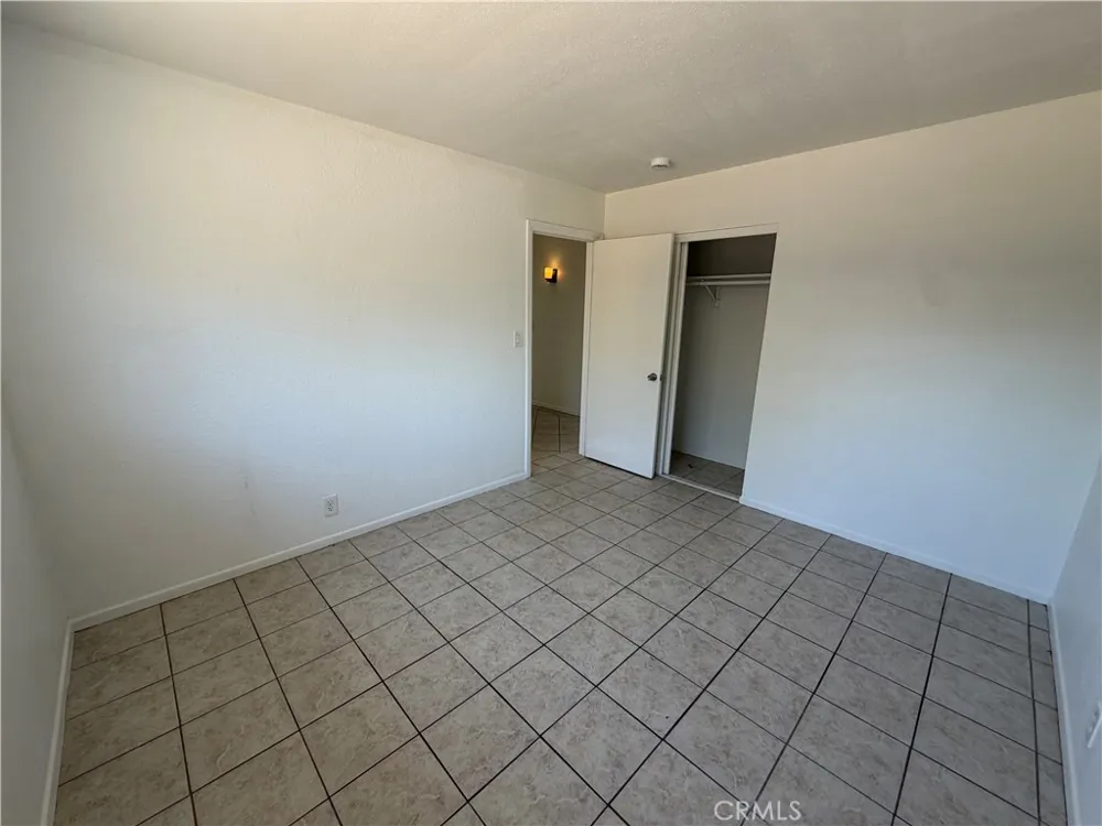 9227 Bruce Avenue Riverside, CA 92503