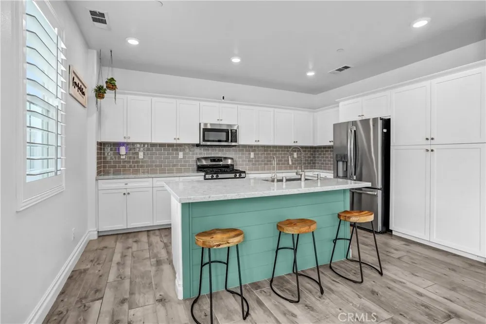 17270 Pioneer San Bernardino, CA 92407