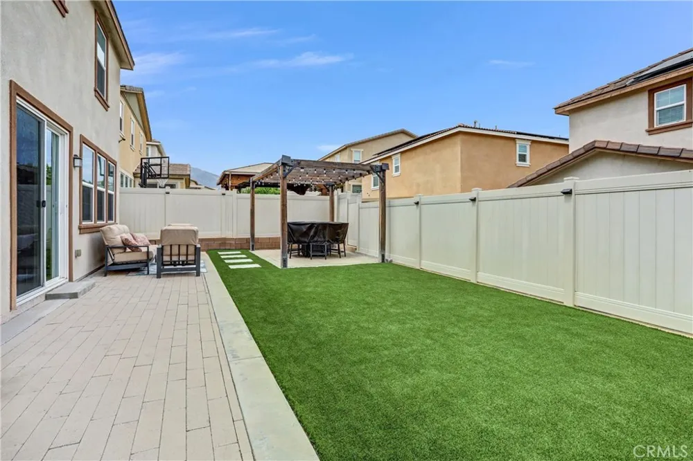 17270 Pioneer San Bernardino, CA 92407