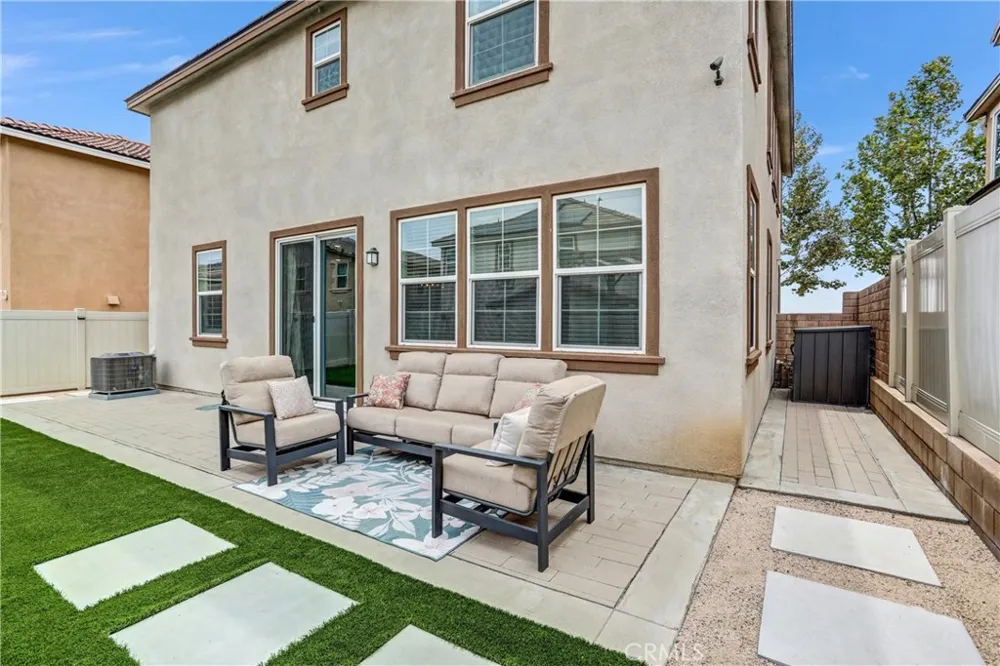 17270 Pioneer San Bernardino, CA 92407