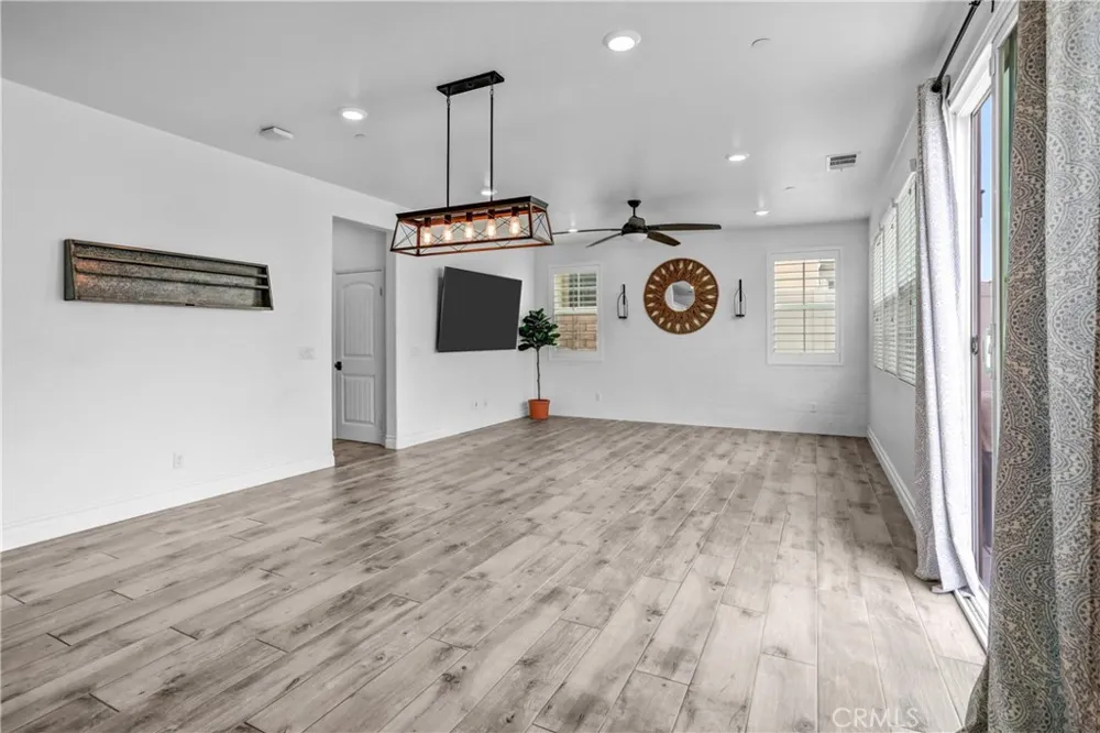 17270 Pioneer San Bernardino, CA 92407