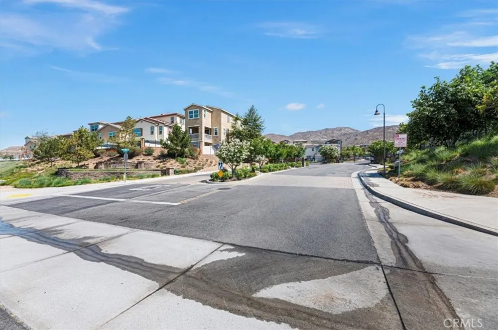 4022 Boulder Drive Jurupa Valley, CA 92509