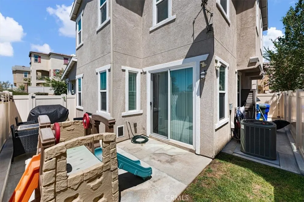 4022 Boulder Drive Jurupa Valley, CA 92509