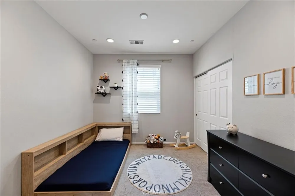 4022 Boulder Drive Jurupa Valley, CA 92509