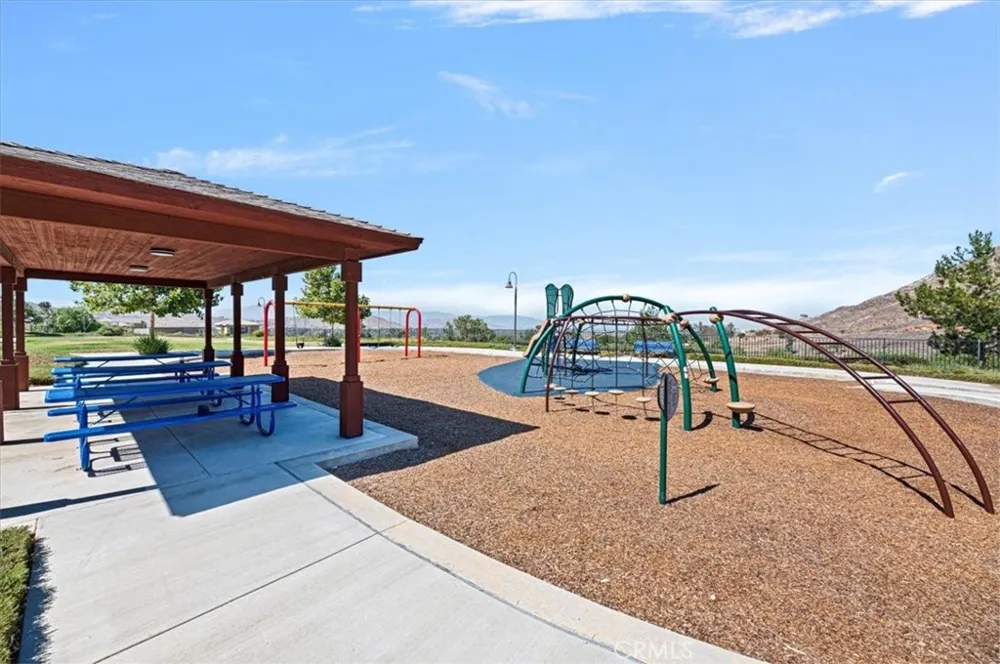 4022 Boulder Drive Jurupa Valley, CA 92509