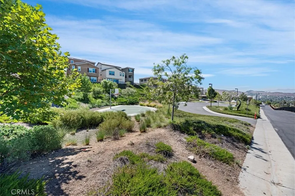 4022 Boulder Drive Jurupa Valley, CA 92509