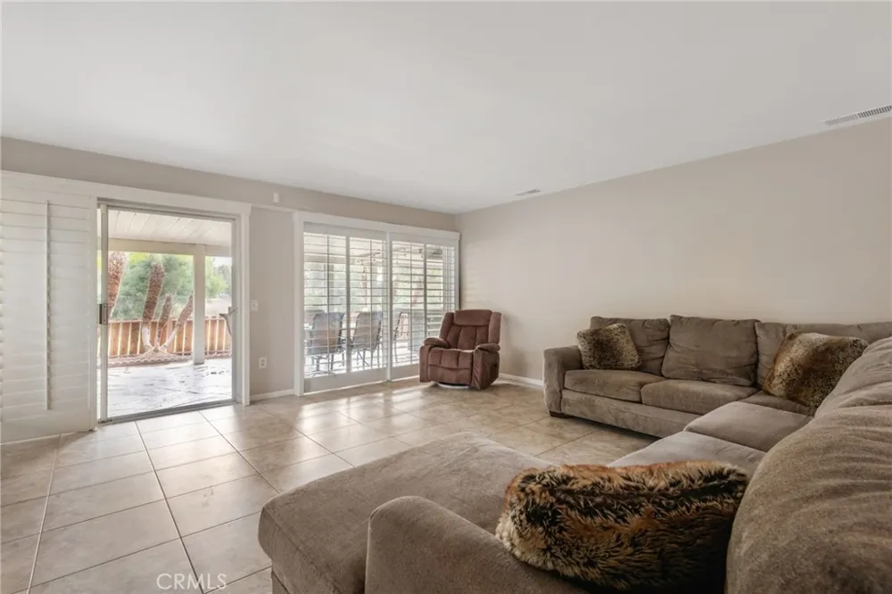 6168 Avenue Juan Diaz Riverside, CA 92509