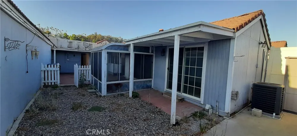 1652 Home Terrace Pomona, CA 91768