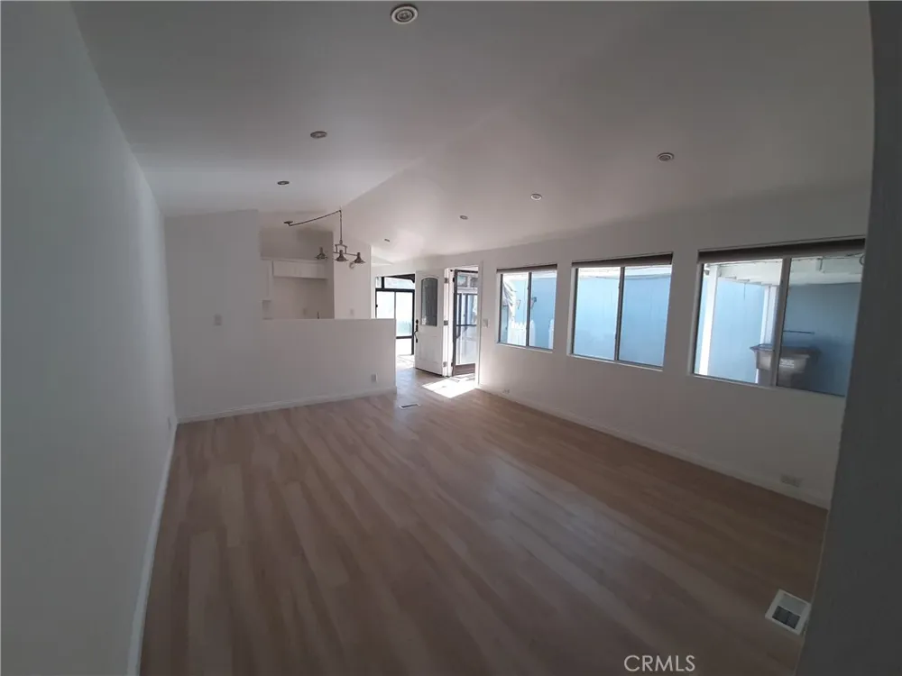 1652 Home Terrace Pomona, CA 91768