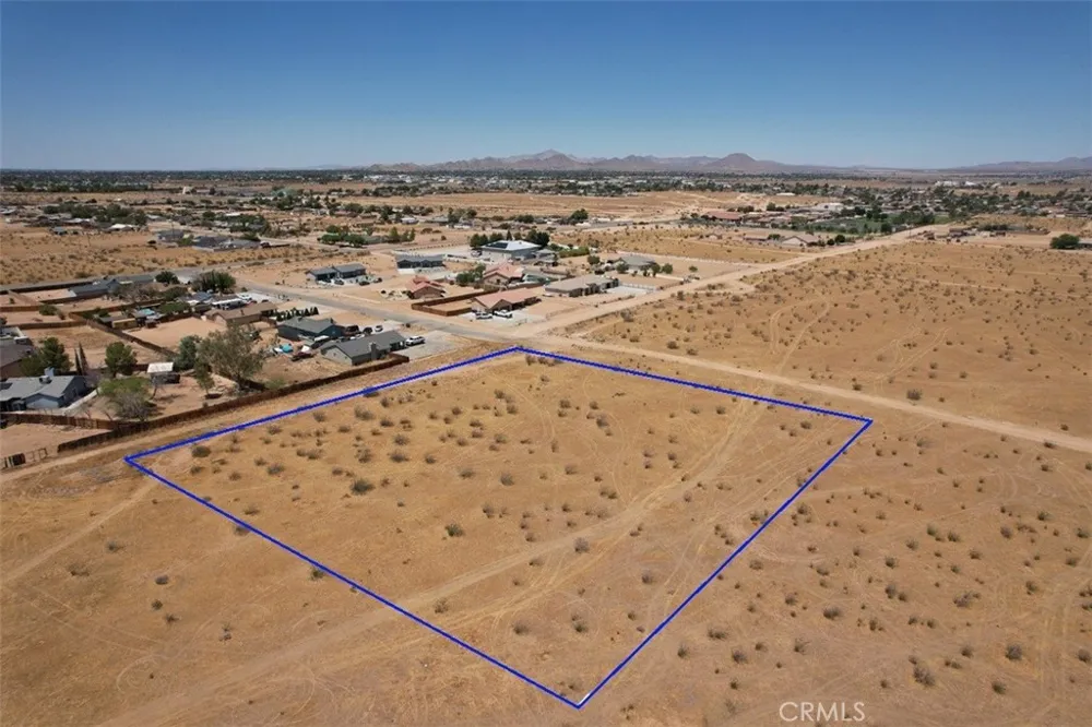 29 Little Beaver Apple Valley, CA 92307