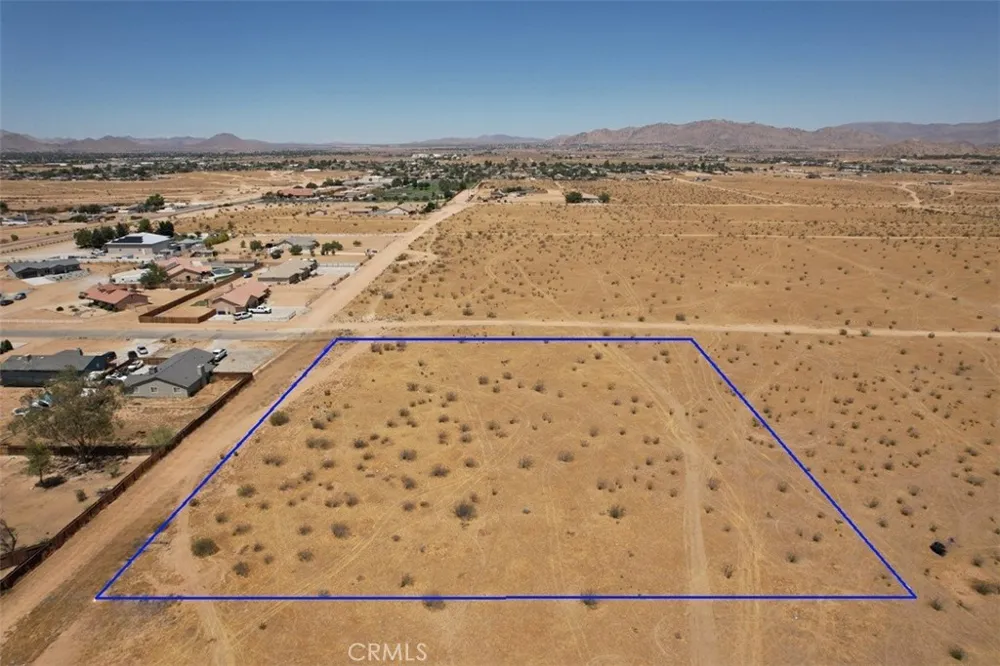 29 Little Beaver Apple Valley, CA 92307