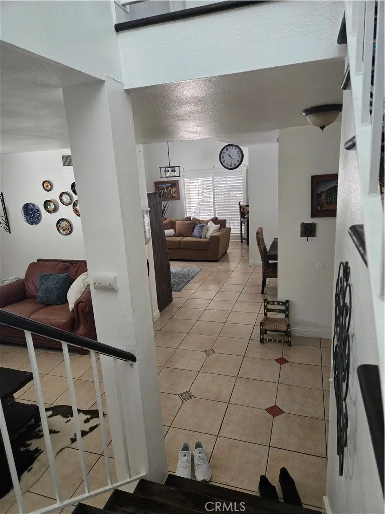 831 W El Molino Bloomington, CA 92316