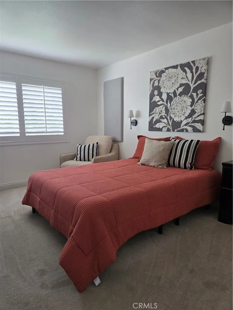 831 W El Molino Bloomington, CA 92316