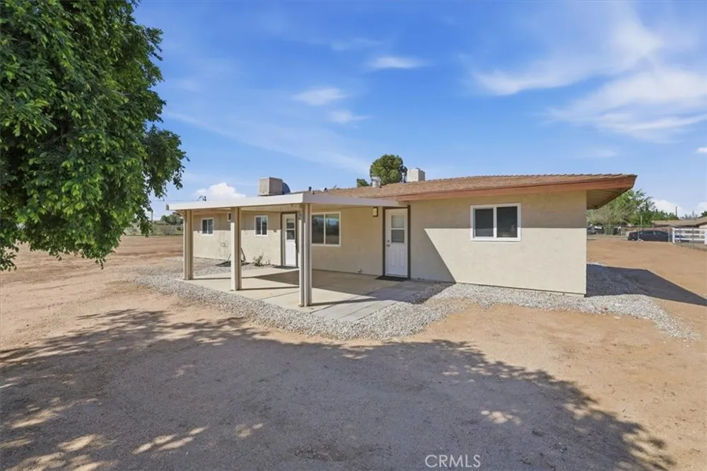 11363 Maple Hesperia, CA 92345