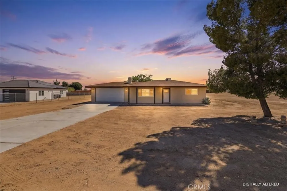 11363 Maple Hesperia, CA 92345