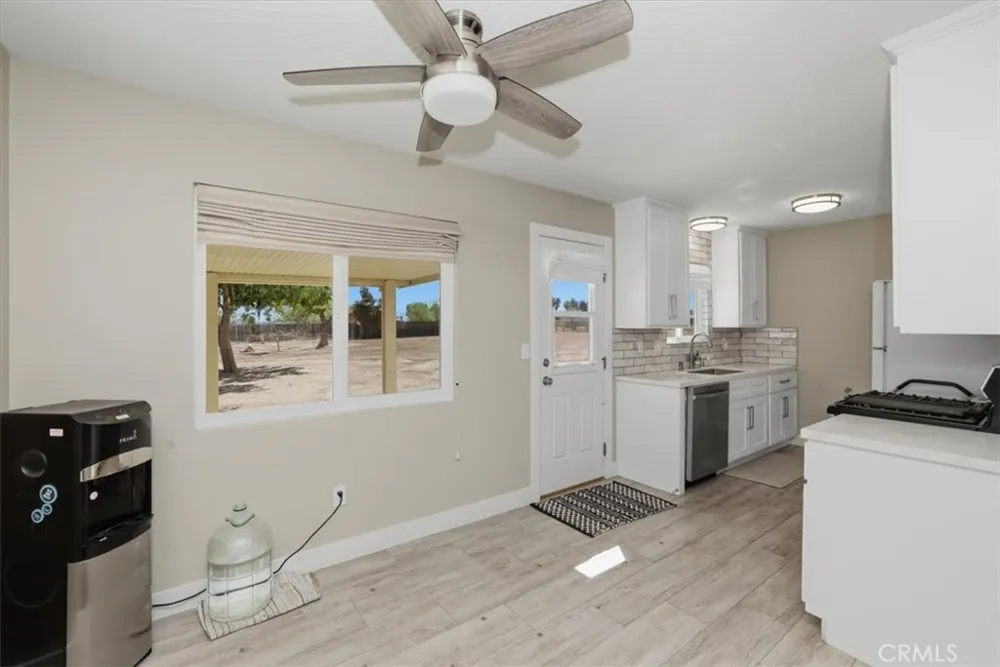 11363 Maple Hesperia, CA 92345