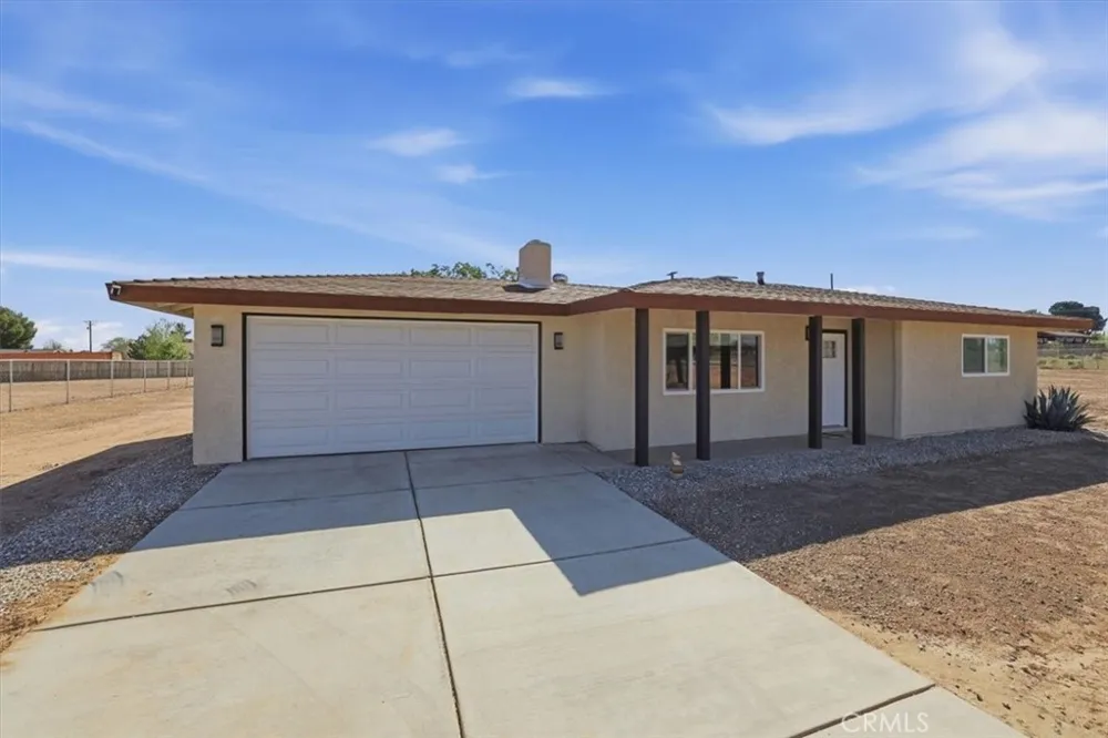 11363 Maple Hesperia, CA 92345