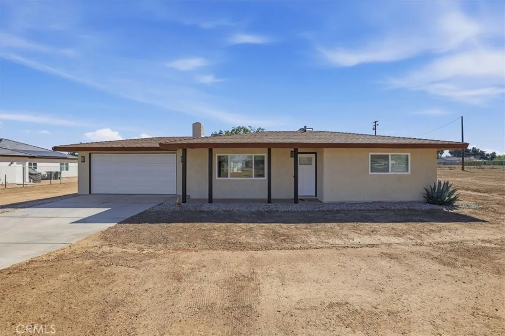 11363 Maple Hesperia, CA 92345