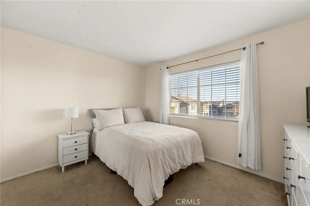 5200 Archery Court Fontana, CA 92336