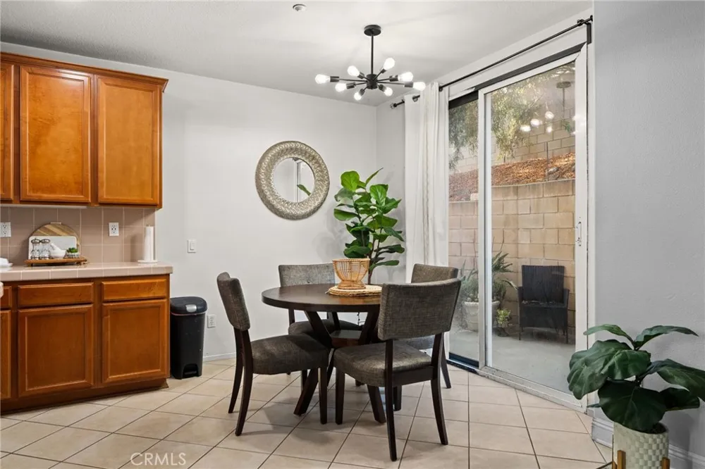 5200 Archery Court Fontana, CA 92336