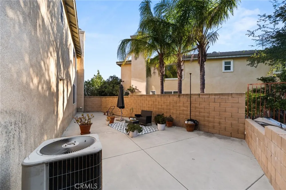 5200 Archery Court Fontana, CA 92336