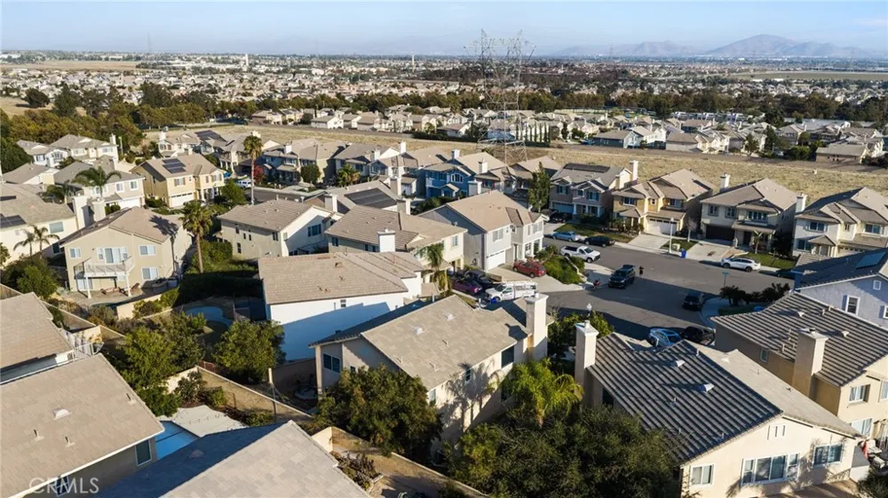 5200 Archery Court Fontana, CA 92336