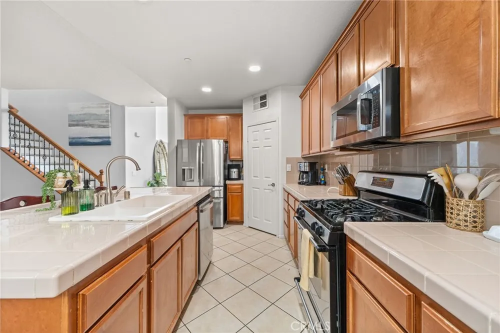 5200 Archery Court Fontana, CA 92336