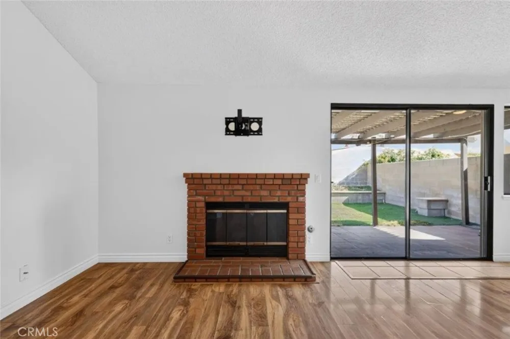 1239 Glenview Lane Glendora, CA 91740