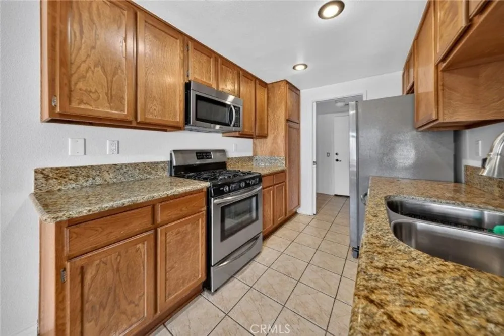 1239 Glenview Lane Glendora, CA 91740