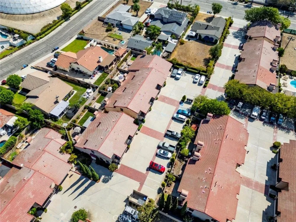 1239 Glenview Lane Glendora, CA 91740
