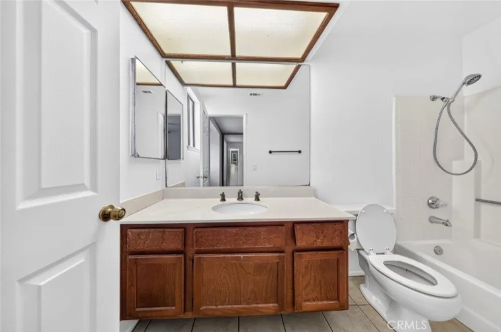 1239 Glenview Lane Glendora, CA 91740