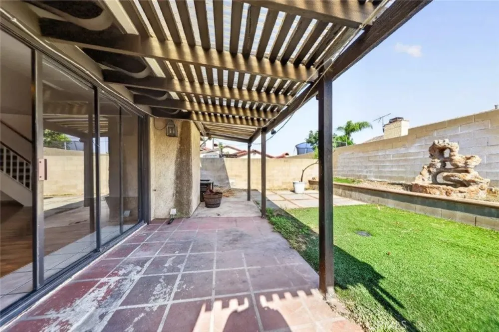 1239 Glenview Lane Glendora, CA 91740