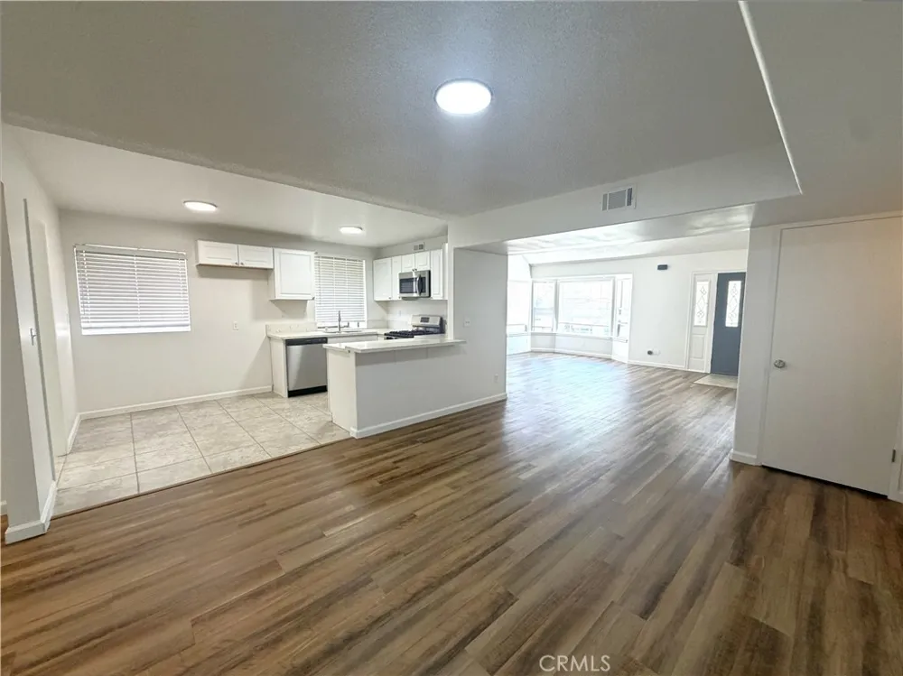 19631 Four Oaks Street Canyon Country, CA 91351