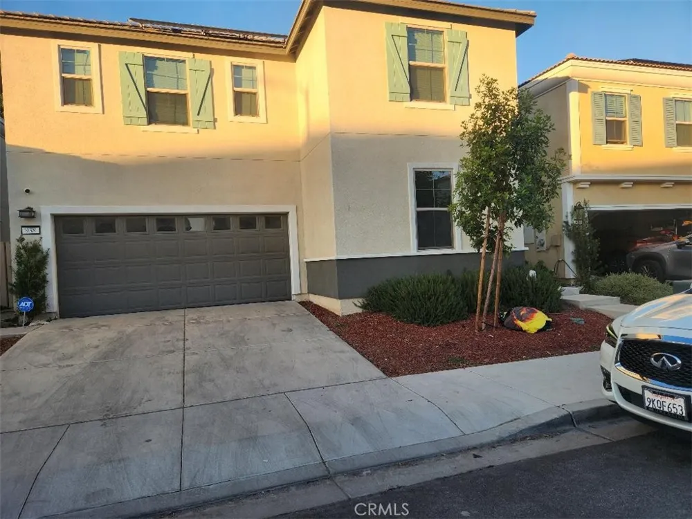 938 W Jasmine Way Rialto, CA 92376