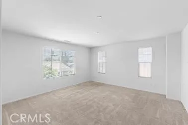 938 W Jasmine Way Rialto, CA 92376