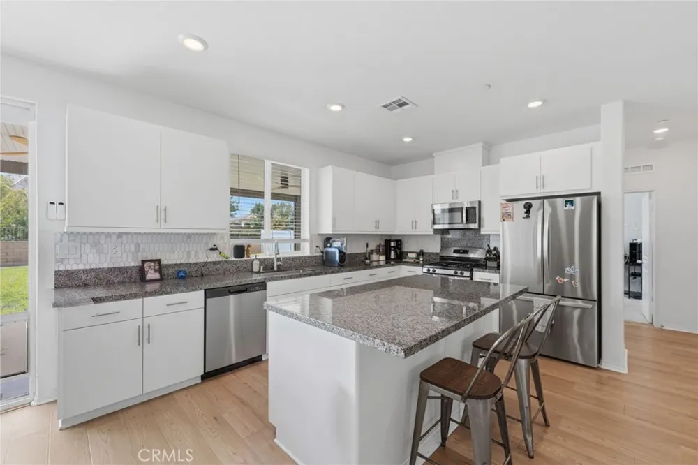 30151 Adrift Menifee, CA 92584