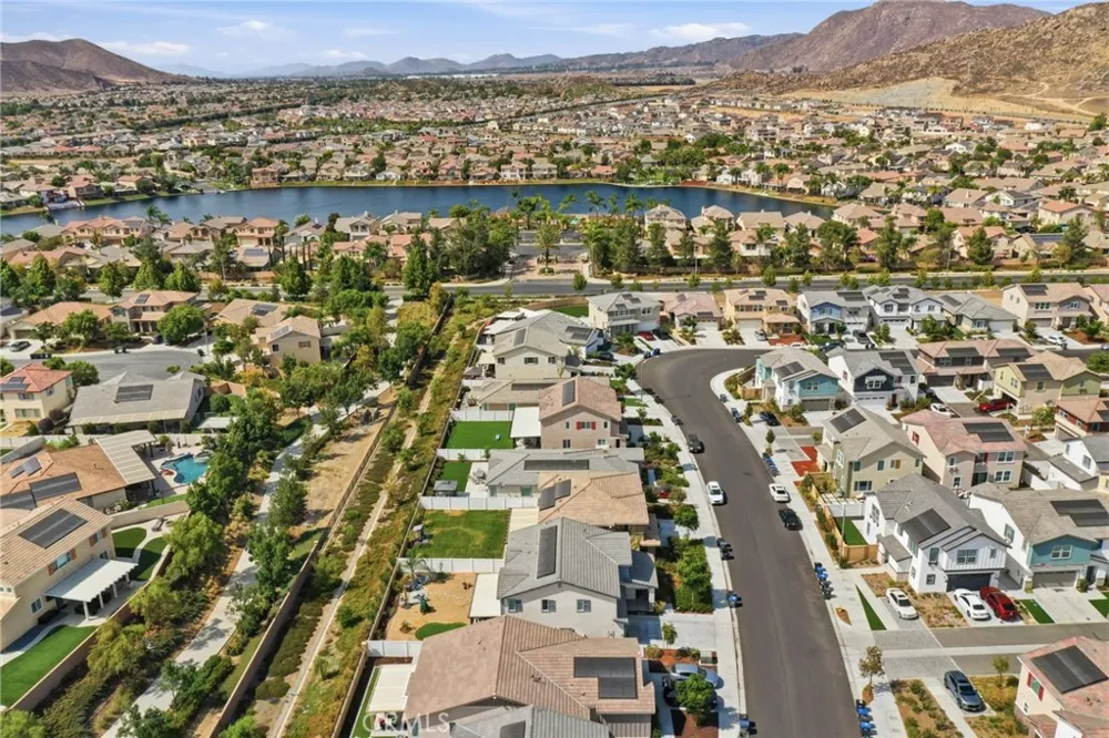 30151 Adrift Menifee, CA 92584