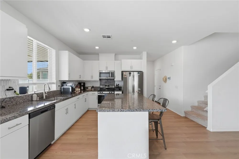 30151 Adrift Menifee, CA 92584