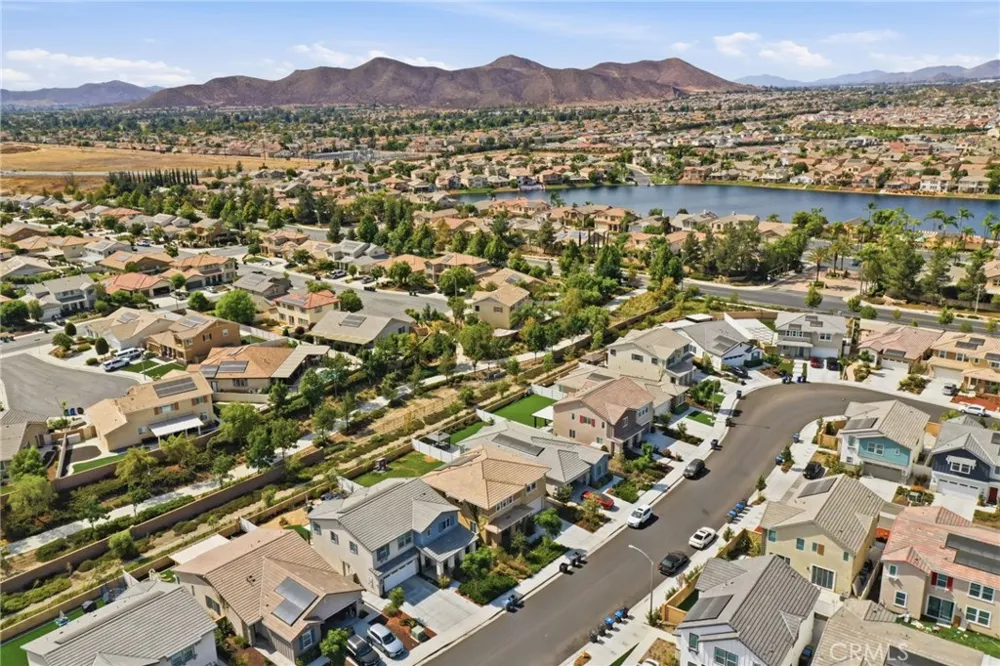 30151 Adrift Menifee, CA 92584